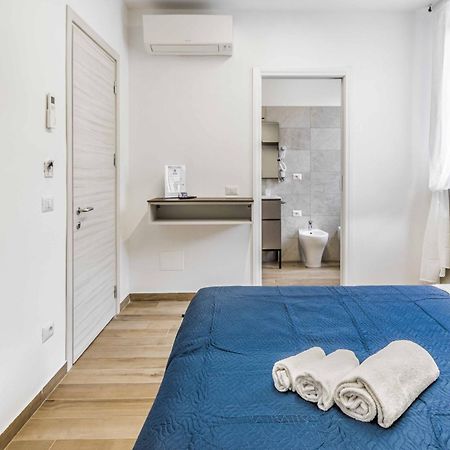 La Perla Rooms Saronno Exterior photo
