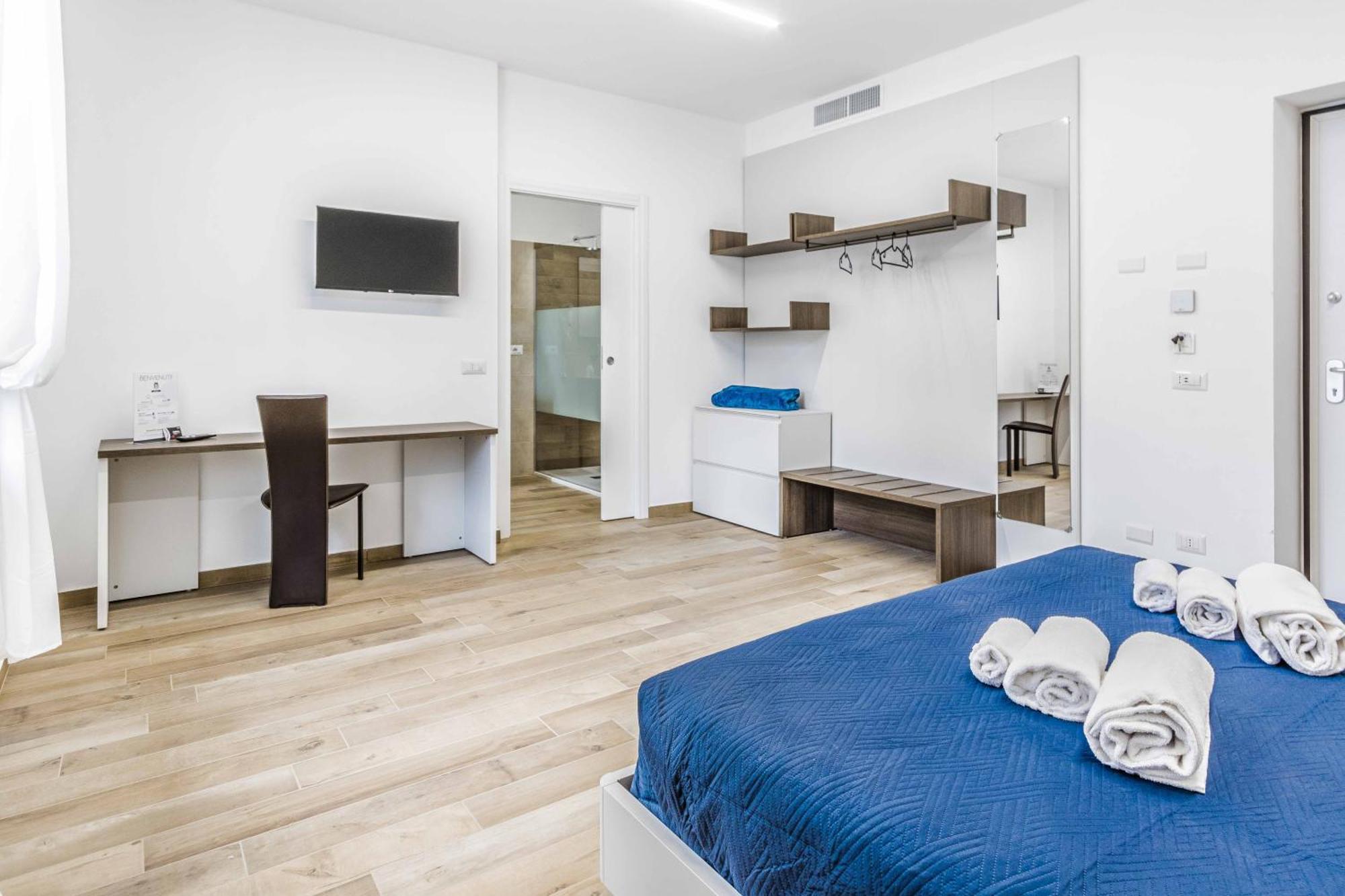 La Perla Rooms Saronno Exterior photo